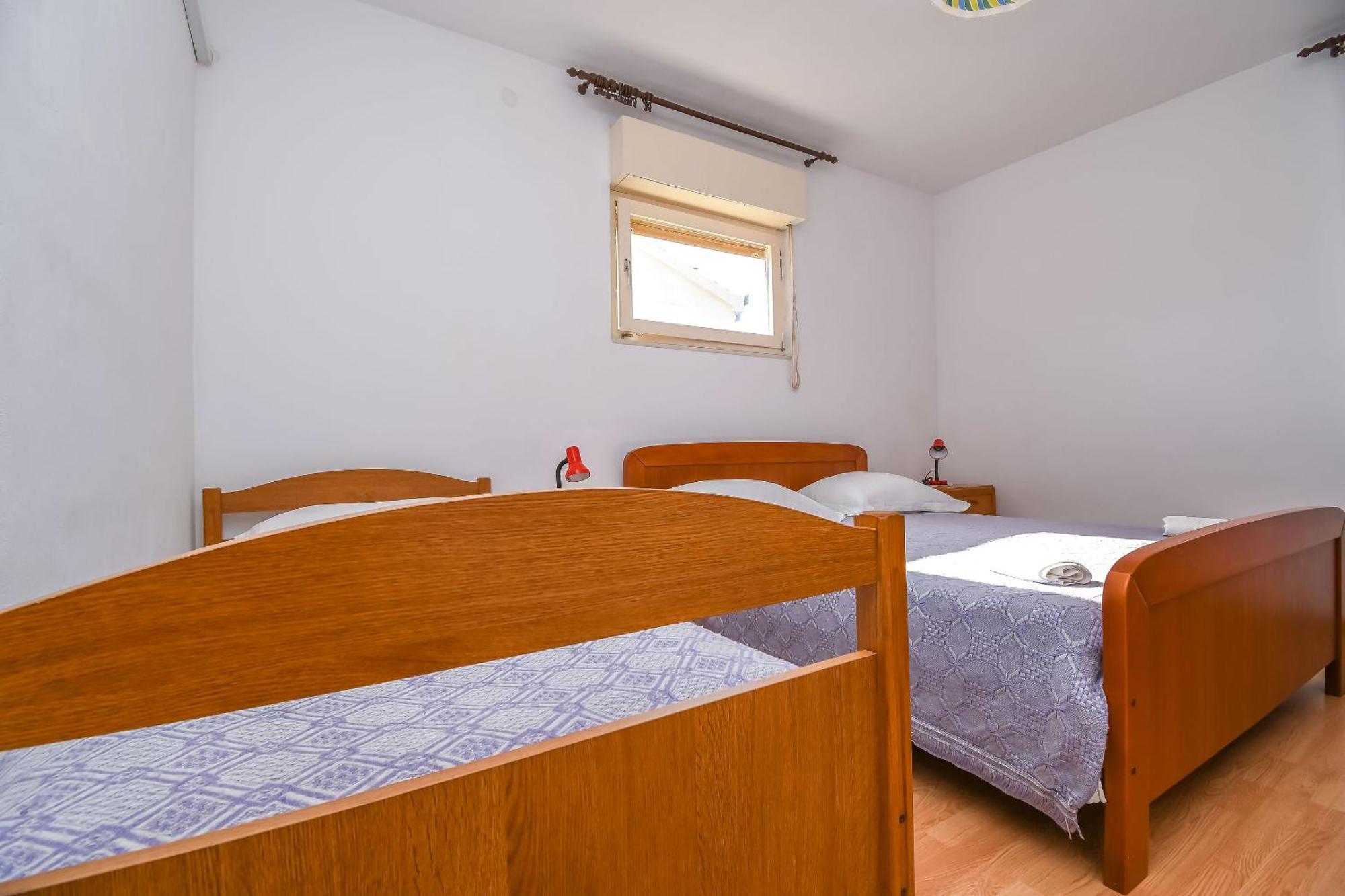 Apartments Vinka Trogir Bagian luar foto