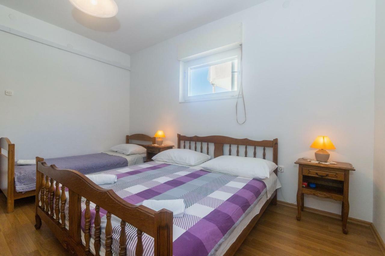 Apartments Vinka Trogir Bagian luar foto